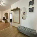 דירה Elegant Retreat