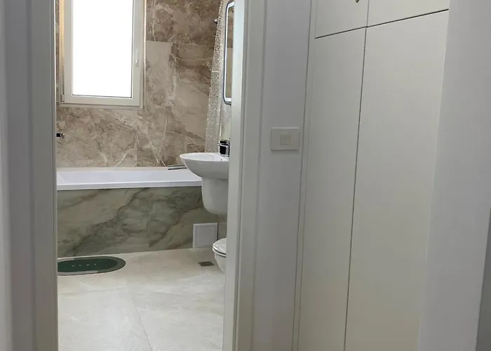 Elegant Retreat Apartment